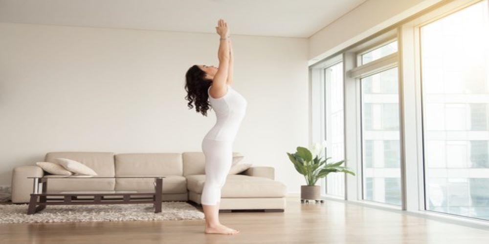 Yogawareness 10 YOGA POSES TO TREAT VARICOSE VEINS BY INDU JAIN - YouTube